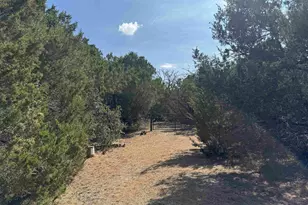 000 Cr 304 Rd, Bertram, TX 78605 - Photo 6