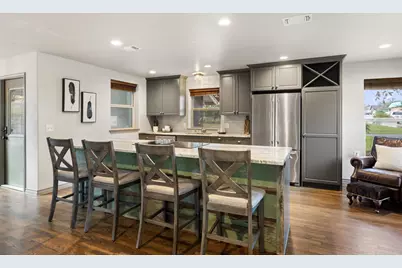 700 5th Street, Marble Falls, TX 78654 - Photo 4