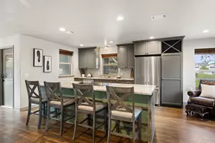 700 5th St, Marble Falls, TX 78654 - Photo 4