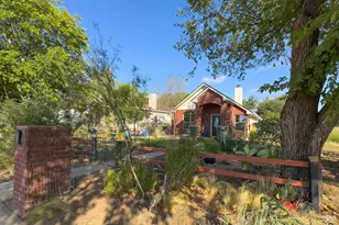 1109 E College, Llano, TX 78643 - Photo 1