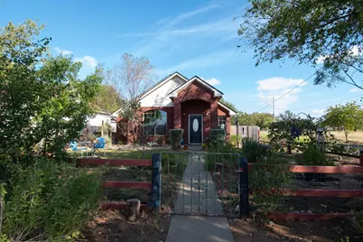 1109 E College, Llano, TX 78643 - Photo 30