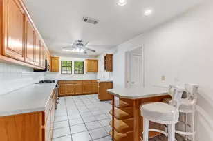 309 Delaware Springs Blvd, Burnet, TX 78611 - Photo 16