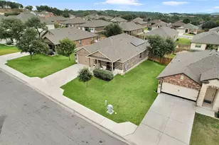 1317 Spicewood Dr, Burnet, TX 78611 - Photo 2