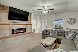 1317 Spicewood Dr, Burnet, TX 78611 - Photo 8