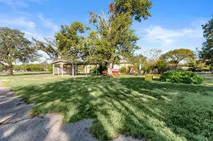 309 N Boundary St, Burnet, TX 78611 - Photo 28