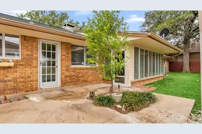 105 Agarita, Burnet, TX 78611 - Photo 12