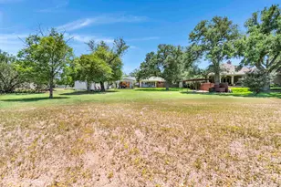 105 Agarita, Burnet, TX 78611 - Photo 34