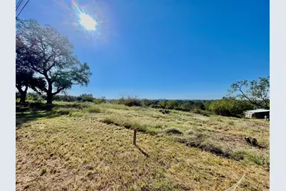 408 E Tarrant Street, Llano, TX 78643 - Photo 6