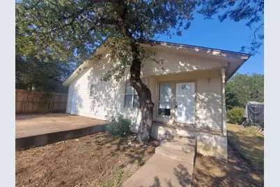 752 Pecan Ln, Cottonwood Shores, TX 78657 - Photo 2