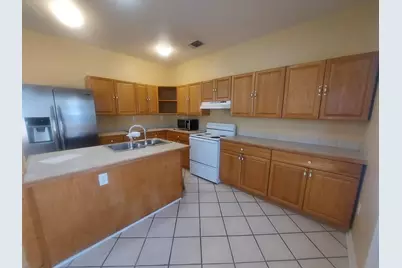 752 Pecan Ln, Cottonwood Shores, TX 78657 - Photo 4