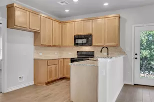 115 Primrose Ln, Marble Falls, TX 78654 - Photo 8