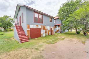 1600 Ford St, Llano, TX 78643 - Photo 18