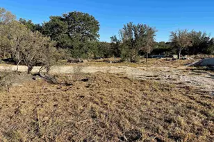 2125 Parkview Dr, Marble Falls, TX 78654 - Photo 4