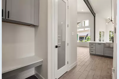 515 Free Rein, Horseshoe Bay, TX 78657 - Photo 10