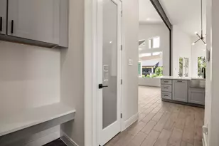 515 Free Rein, Horseshoe Bay, TX 78657 - Photo 10