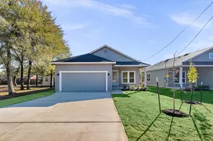 627 Birch Ln, Cottonwood Shores, TX 78657 - Photo 2