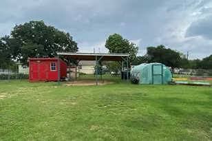 301 E Castlebriar, Granite Shoals, TX 78654 - Photo 24
