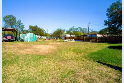 301 E Castlebriar, Granite Shoals, TX 78654 - Photo 18