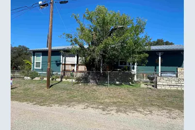 301 E Castlebriar, Granite Shoals, TX 78654 - Photo 2