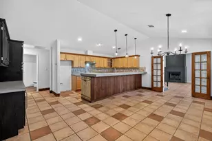 648 Magnolia Ln, Cottonwood Shores, TX 78567 - Photo 4