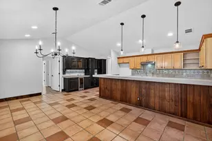 648 Magnolia Ln, Cottonwood Shores, TX 78567 - Photo 6