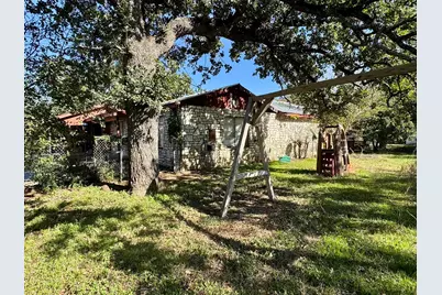 520 Munson, Tow, TX 78672 - Photo 6