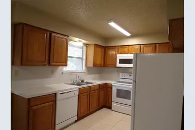 1000A Loma Lane, Marble Falls, TX 78654 - Photo 4