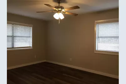 501 E Oak Ridge, Marble Falls, TX 78654 - Photo 10