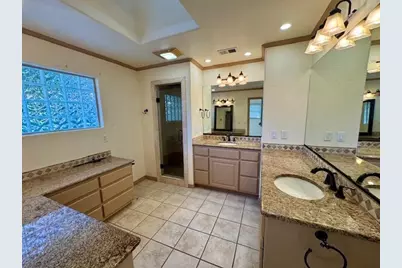 101 Southern Spur, Horseshoe Bay, TX 78657 - Photo 24