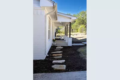 1011 Santa Fe Trl, Horseshoe Bay, TX 78657 - Photo 2