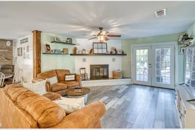 1117 County Road 132B, Kingsland, TX 78639 - Photo 2