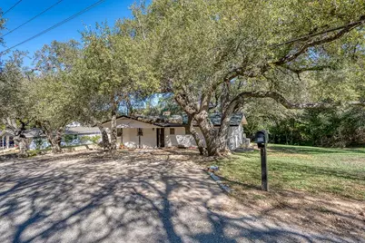 1117 County Road 132B, Kingsland, TX 78639 - Photo 4