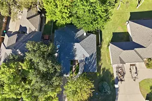 324 Meadowlakes Dr, Meadowlakes, TX 78654 - Photo 28