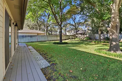 324 Meadowlakes Dr, Meadowlakes, TX 78654 - Photo 26