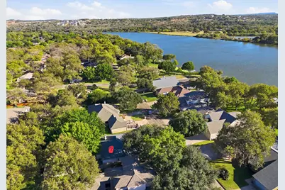 324 Meadowlakes Dr, Meadowlakes, TX 78654 - Photo 26