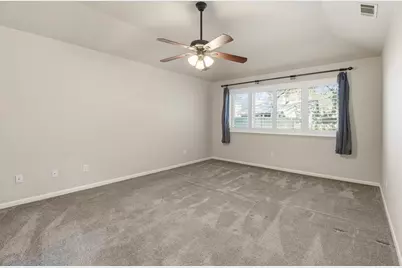 324 Meadowlakes Dr, Meadowlakes, TX 78654 - Photo 12