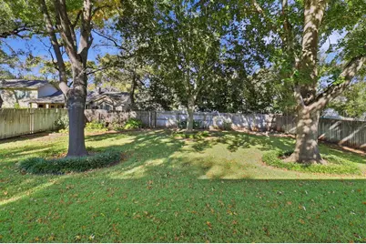 324 Meadowlakes Dr, Meadowlakes, TX 78654 - Photo 22