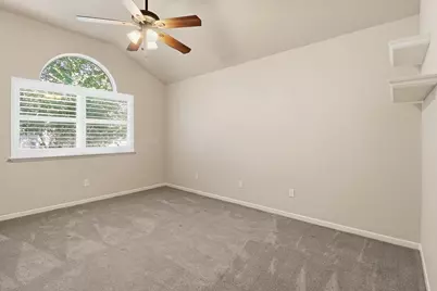 324 Meadowlakes Dr, Meadowlakes, TX 78654 - Photo 24