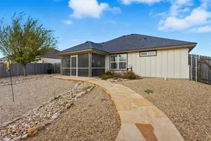 109 Elmer Ave, Burnet, TX 78611 - Photo 28