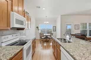 109 Elmer Ave, Burnet, TX 78611 - Photo 4