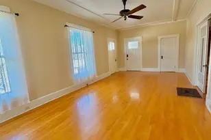 801 Hickory St, Llano, TX 78643 - Photo 4