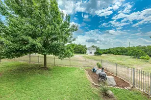 201 Thomas Ridge Rd, Burnet, TX 78611 - Photo 22