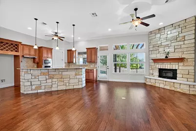 201 Thomas Ridge Rd, Burnet, TX 78611 - Photo 6