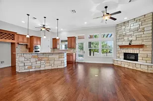 201 Thomas Ridge Rd, Burnet, TX 78611 - Photo 6