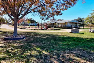 1504 Rr 261, Buchanan Dam, TX 78609 - Photo 12