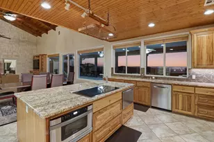 450 Threadgill Ranch Rd, Burnet, TX 78611 - Photo 8