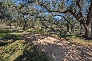 615 Sage St, Burnet, TX 78611 - Photo 20