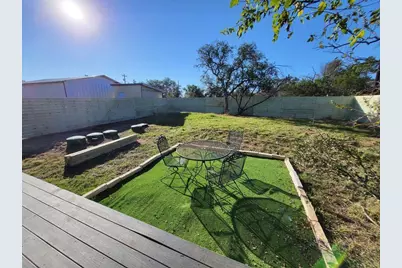 615 Sage St, Burnet, TX 78611 - Photo 2