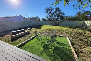 615 Sage St, Burnet, TX 78611 - Photo 2