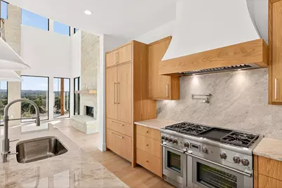 400 Emerald Way, Horseshoe Bay, TX 78657 - Photo 8